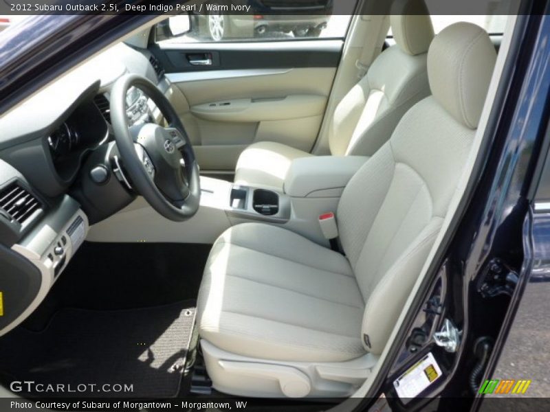Deep Indigo Pearl / Warm Ivory 2012 Subaru Outback 2.5i