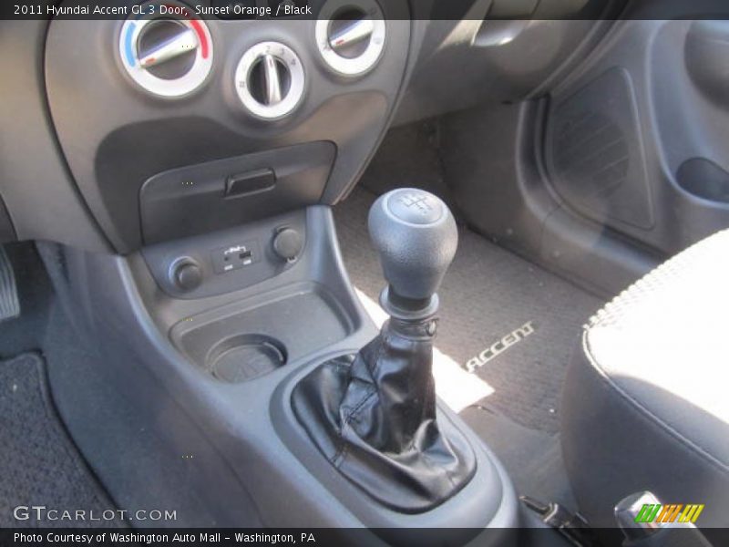  2011 Accent GL 3 Door 5 Speed Manual Shifter