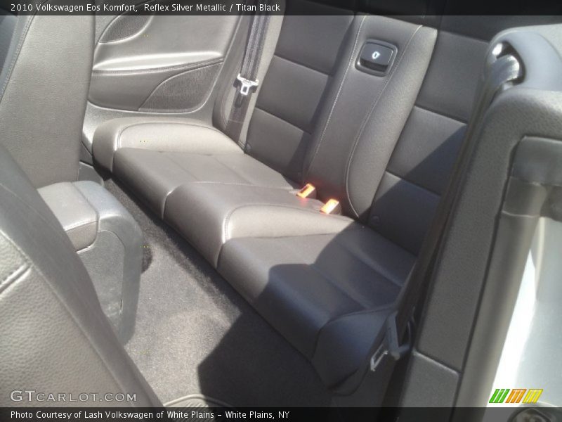 Reflex Silver Metallic / Titan Black 2010 Volkswagen Eos Komfort