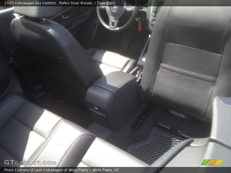 Reflex Silver Metallic / Titan Black 2010 Volkswagen Eos Komfort