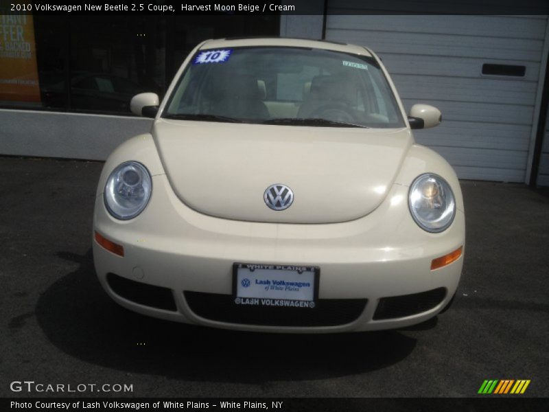 Harvest Moon Beige / Cream 2010 Volkswagen New Beetle 2.5 Coupe