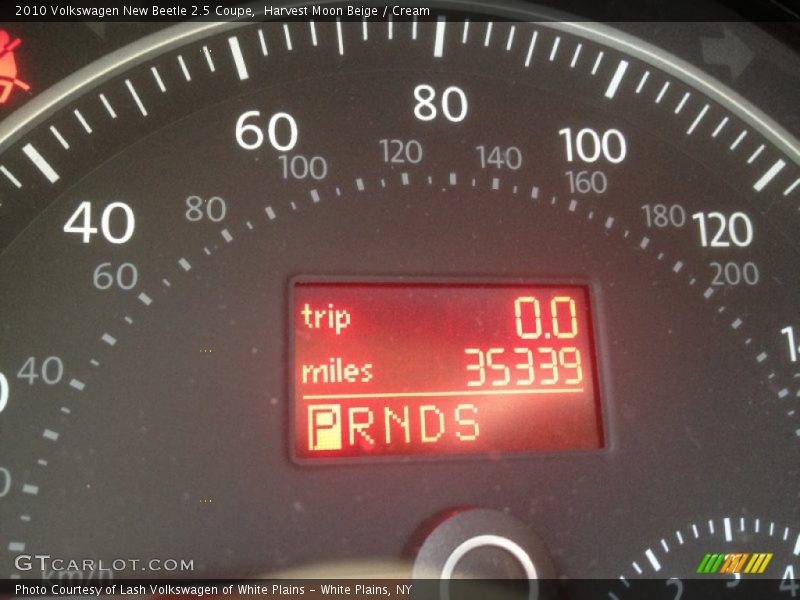 Harvest Moon Beige / Cream 2010 Volkswagen New Beetle 2.5 Coupe