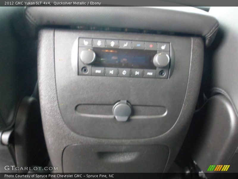 Quicksilver Metallic / Ebony 2012 GMC Yukon SLT 4x4