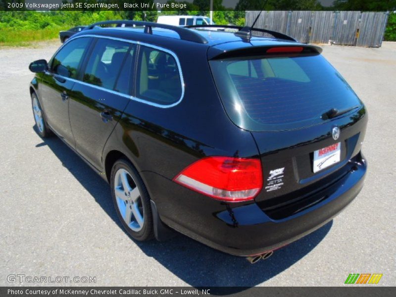 Black Uni / Pure Beige 2009 Volkswagen Jetta SE SportWagen