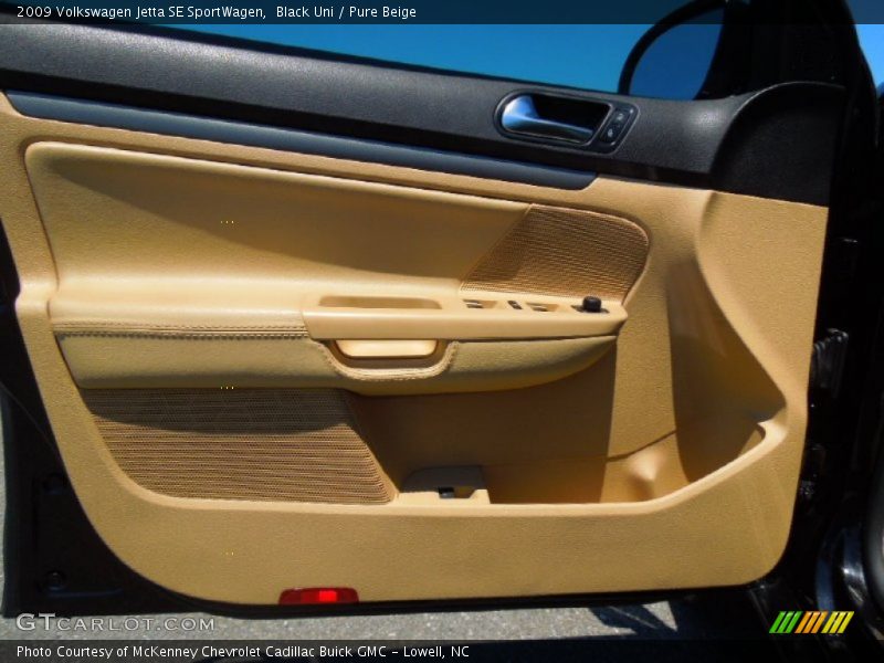 Black Uni / Pure Beige 2009 Volkswagen Jetta SE SportWagen