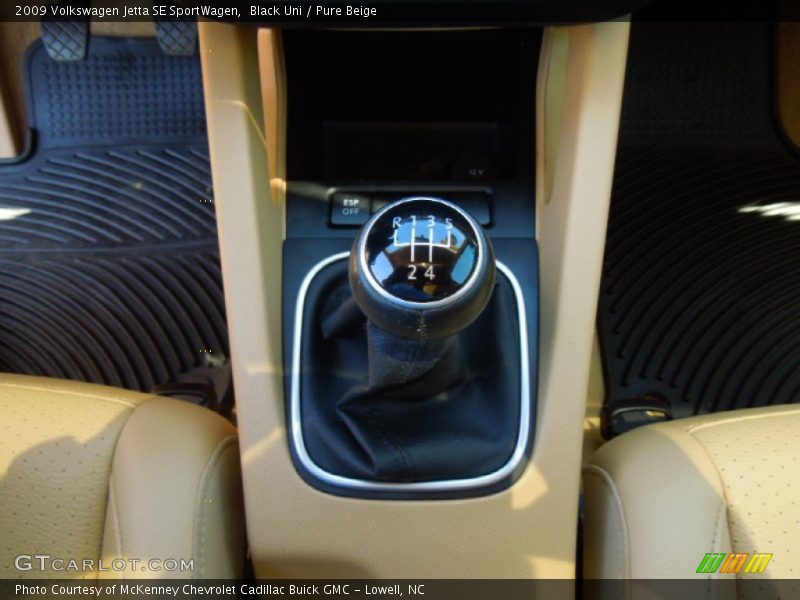Black Uni / Pure Beige 2009 Volkswagen Jetta SE SportWagen