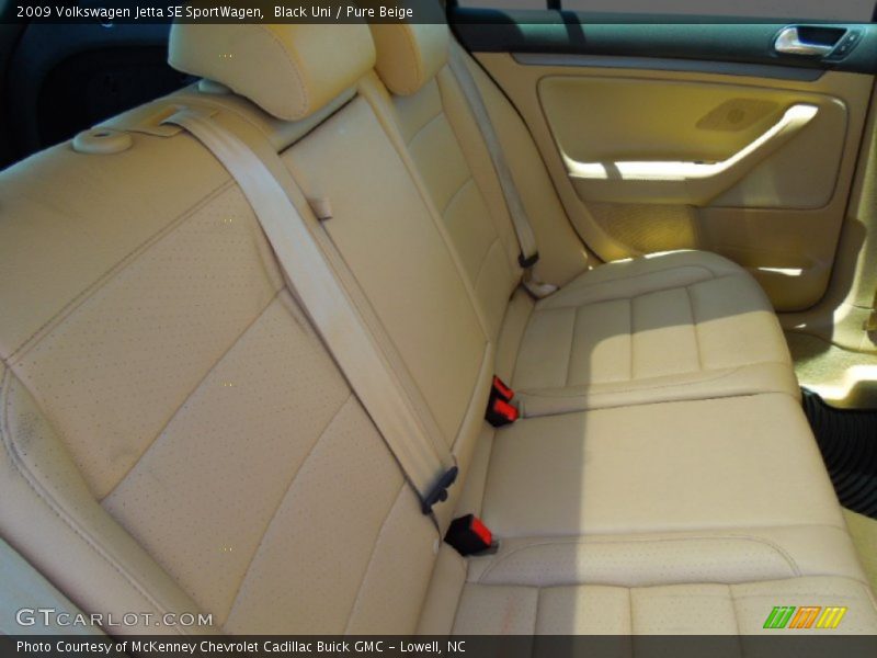 Black Uni / Pure Beige 2009 Volkswagen Jetta SE SportWagen