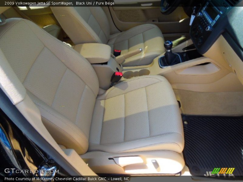 Black Uni / Pure Beige 2009 Volkswagen Jetta SE SportWagen