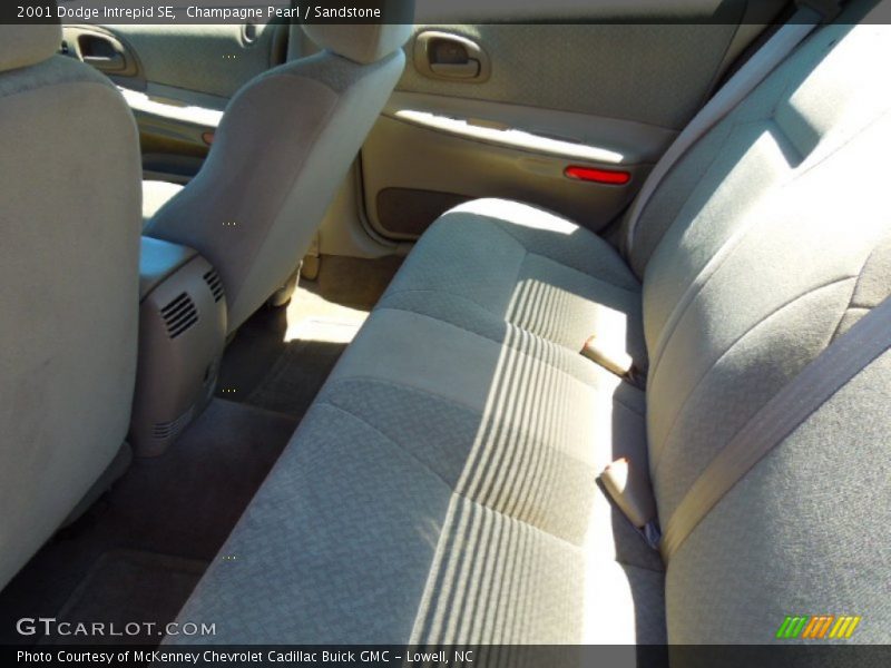 Champagne Pearl / Sandstone 2001 Dodge Intrepid SE
