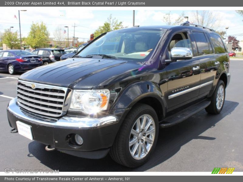 Brilliant Black Crystal Pearl / Light Graystone 2009 Chrysler Aspen Limited 4x4