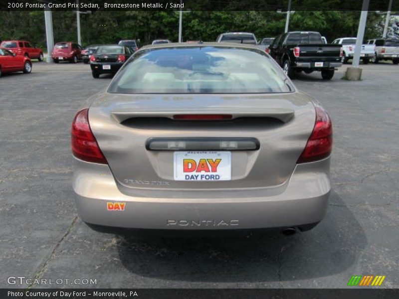 Bronzestone Metallic / Sand 2006 Pontiac Grand Prix Sedan