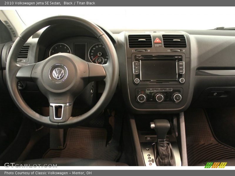 Black / Titan Black 2010 Volkswagen Jetta SE Sedan