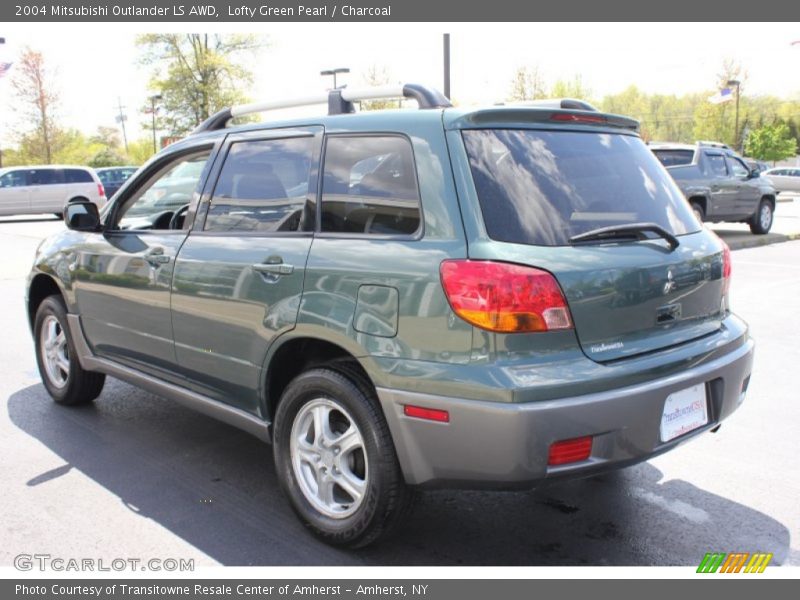 Lofty Green Pearl / Charcoal 2004 Mitsubishi Outlander LS AWD