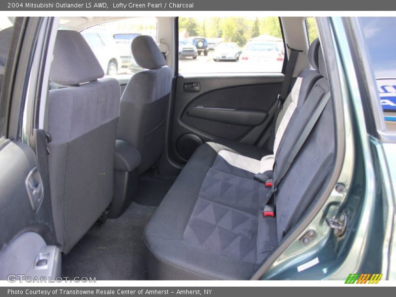 Lofty Green Pearl / Charcoal 2004 Mitsubishi Outlander LS AWD