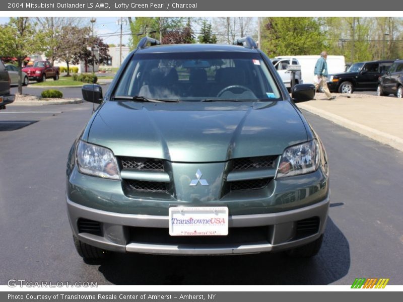 Lofty Green Pearl / Charcoal 2004 Mitsubishi Outlander LS AWD