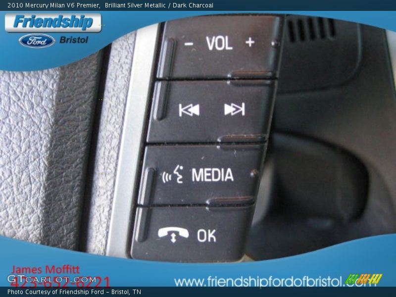 Brilliant Silver Metallic / Dark Charcoal 2010 Mercury Milan V6 Premier