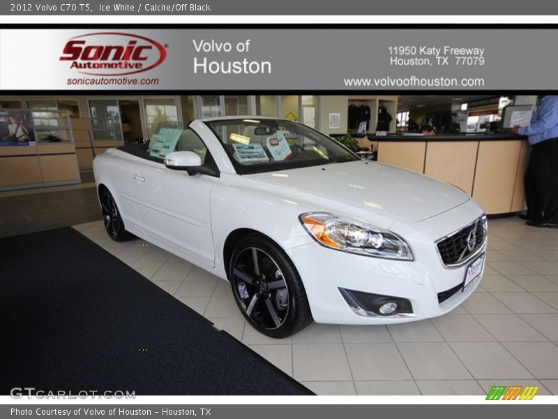 Ice White / Calcite/Off Black 2012 Volvo C70 T5
