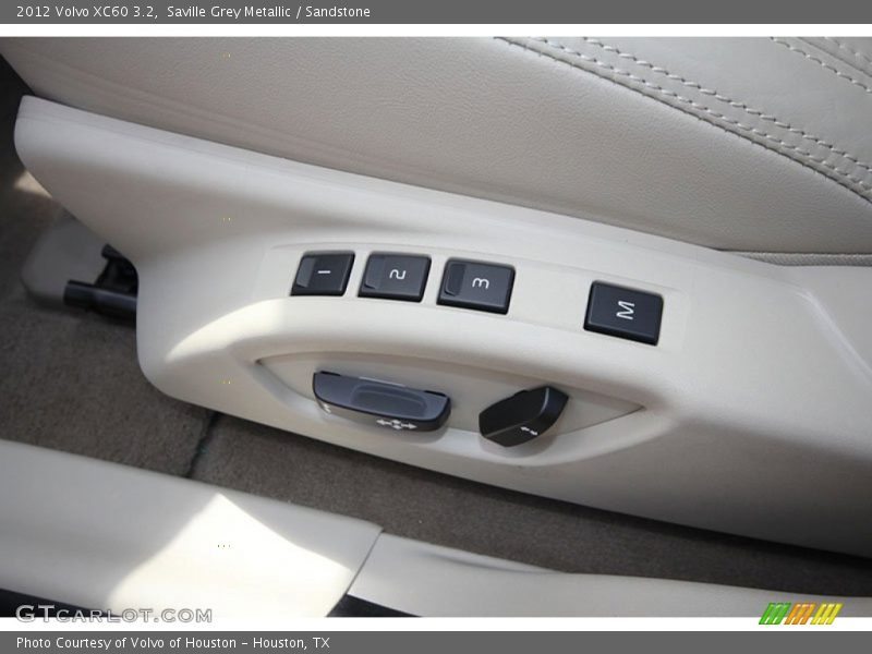 Saville Grey Metallic / Sandstone 2012 Volvo XC60 3.2