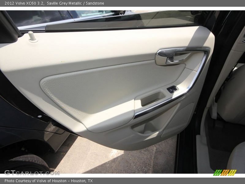 Saville Grey Metallic / Sandstone 2012 Volvo XC60 3.2