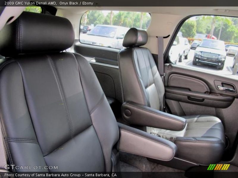 Onyx Black / Ebony 2009 GMC Yukon Denali AWD