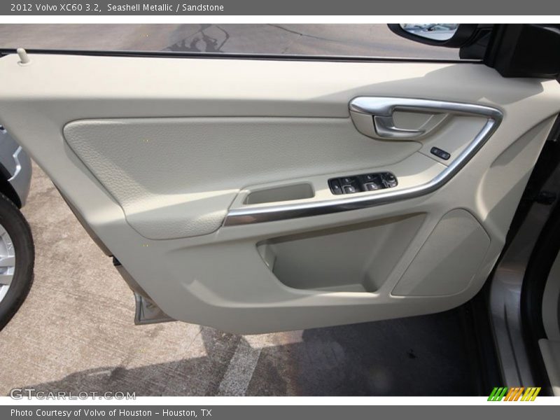 Seashell Metallic / Sandstone 2012 Volvo XC60 3.2