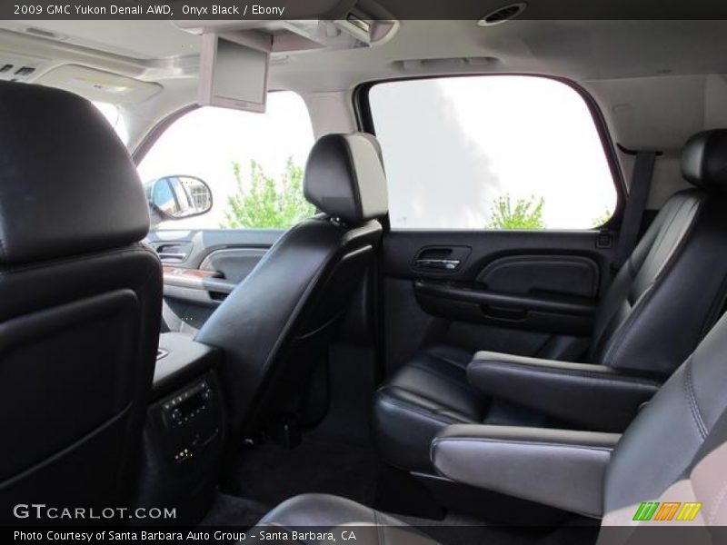 Onyx Black / Ebony 2009 GMC Yukon Denali AWD