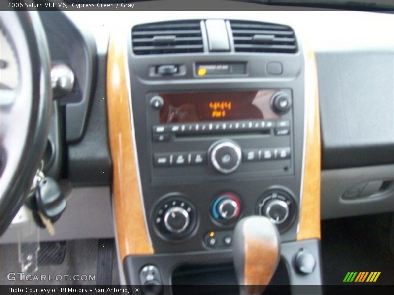 Cypress Green / Gray 2006 Saturn VUE V6