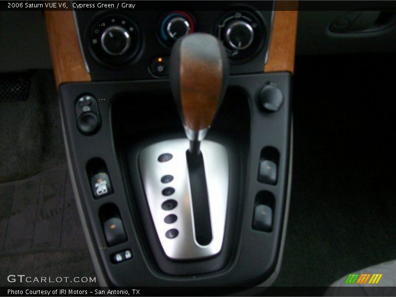 Cypress Green / Gray 2006 Saturn VUE V6