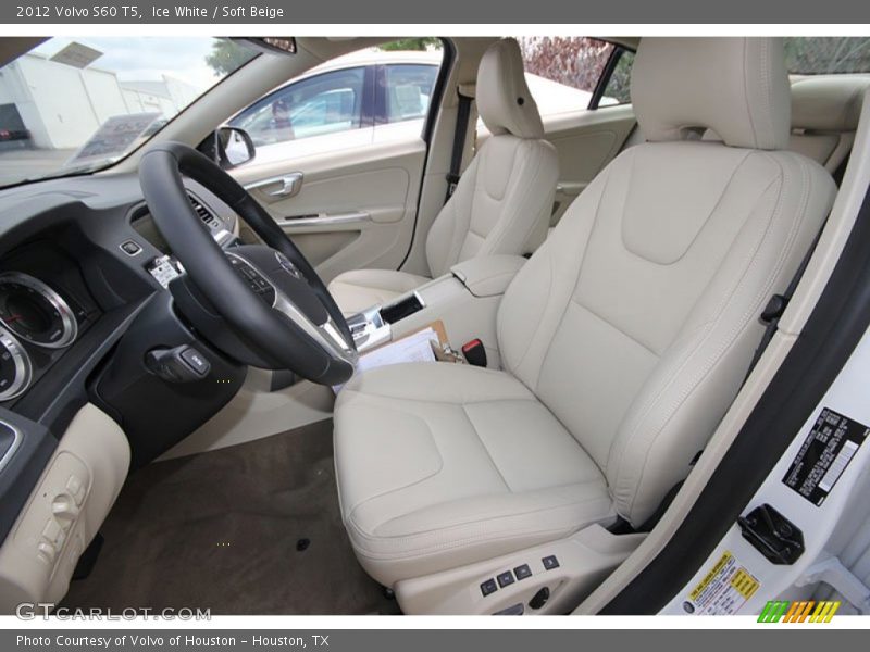 Ice White / Soft Beige 2012 Volvo S60 T5