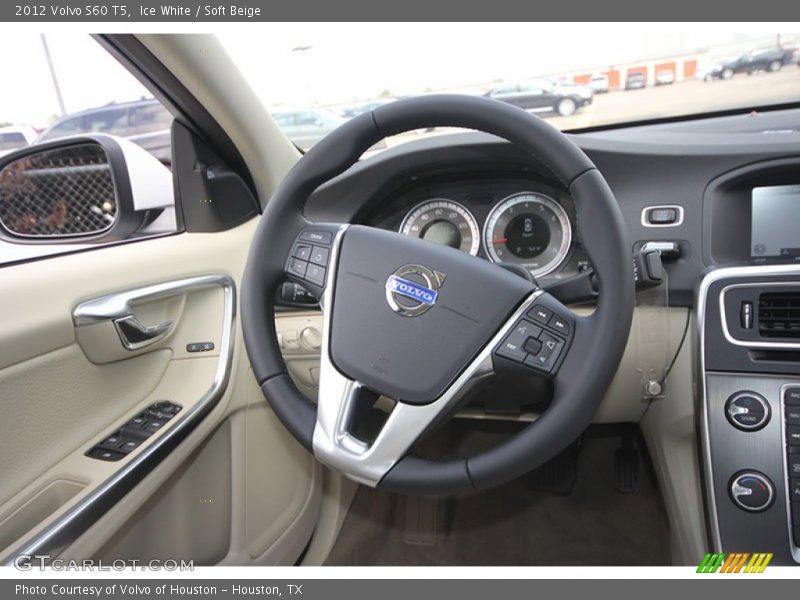 Ice White / Soft Beige 2012 Volvo S60 T5