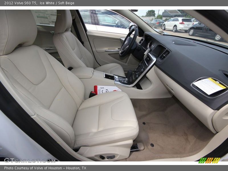 Ice White / Soft Beige 2012 Volvo S60 T5