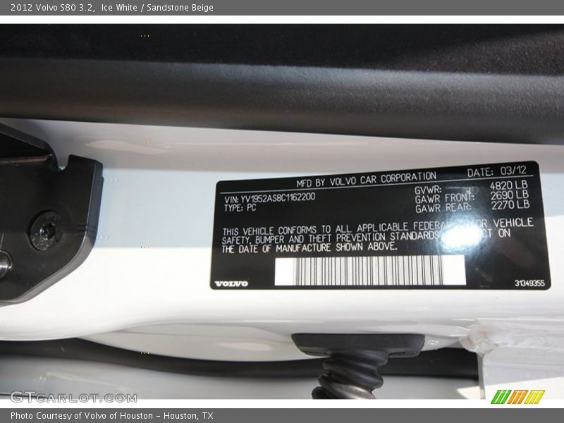 Ice White / Sandstone Beige 2012 Volvo S80 3.2