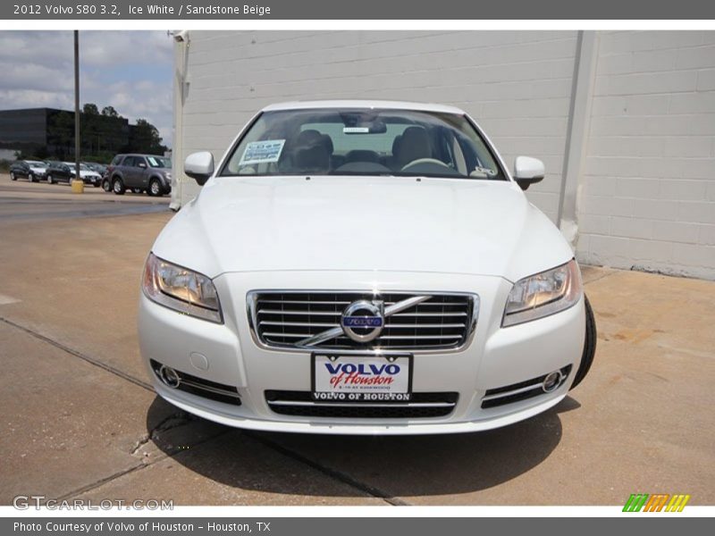 Ice White / Sandstone Beige 2012 Volvo S80 3.2