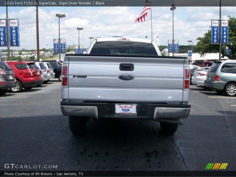 Ingot Silver Metallic / Black 2010 Ford F150 XL SuperCab