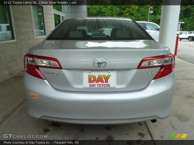 Classic Silver Metallic / Ash 2012 Toyota Camry LE
