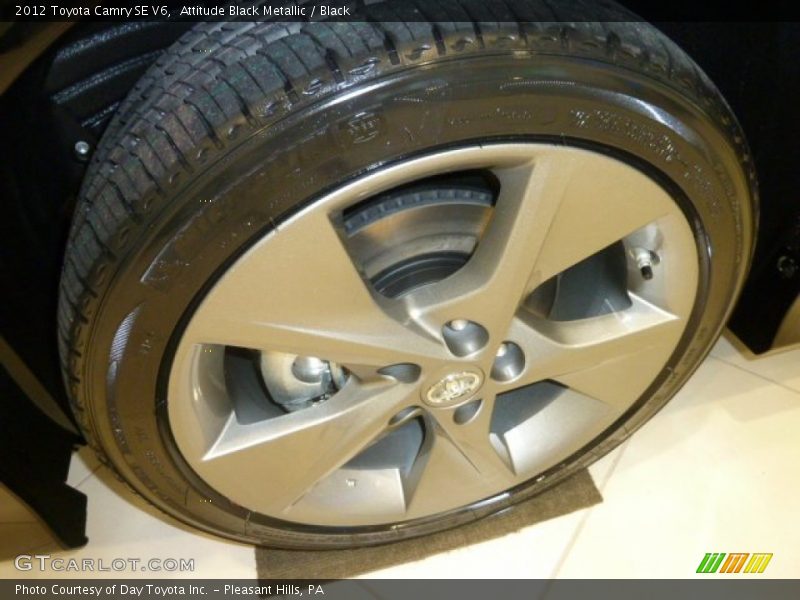 Attitude Black Metallic / Black 2012 Toyota Camry SE V6