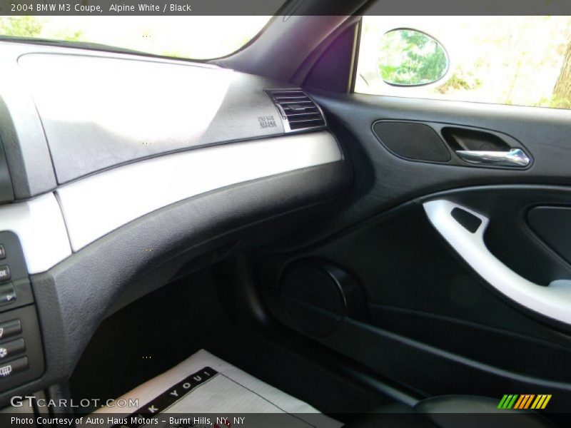 Alpine White / Black 2004 BMW M3 Coupe