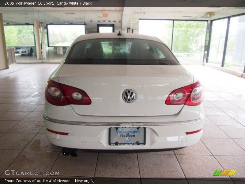 Candy White / Black 2009 Volkswagen CC Sport