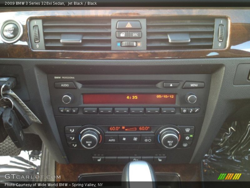 Jet Black / Black 2009 BMW 3 Series 328xi Sedan