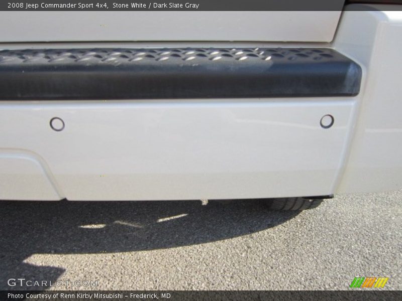 Stone White / Dark Slate Gray 2008 Jeep Commander Sport 4x4