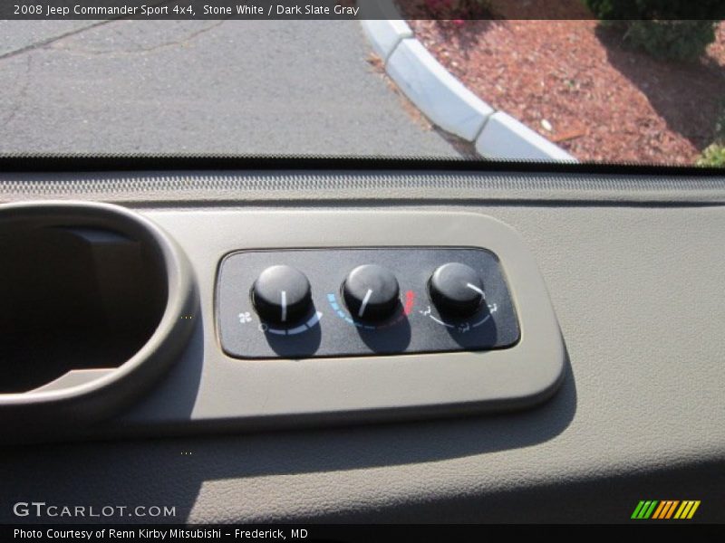 Stone White / Dark Slate Gray 2008 Jeep Commander Sport 4x4