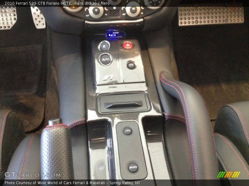 Controls of 2010 599 GTB Fiorano HGTE