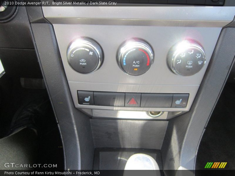 Bright Silver Metallic / Dark Slate Gray 2010 Dodge Avenger R/T