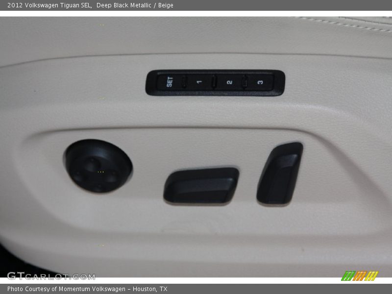Deep Black Metallic / Beige 2012 Volkswagen Tiguan SEL