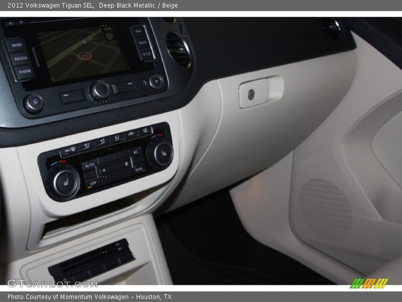 Deep Black Metallic / Beige 2012 Volkswagen Tiguan SEL