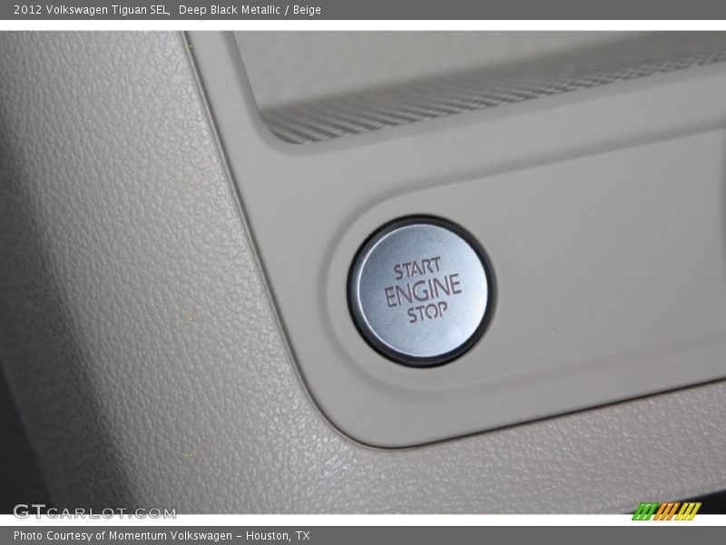 Deep Black Metallic / Beige 2012 Volkswagen Tiguan SEL