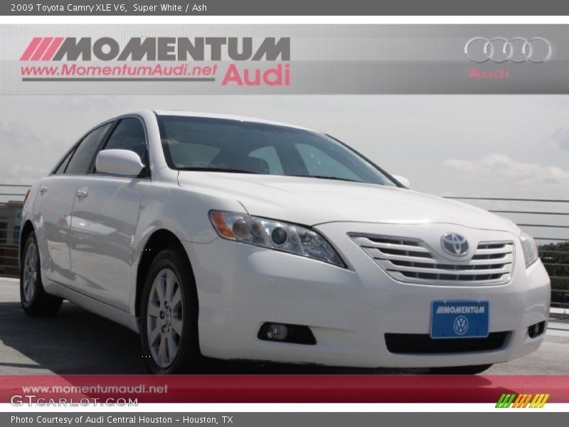 Super White / Ash 2009 Toyota Camry XLE V6
