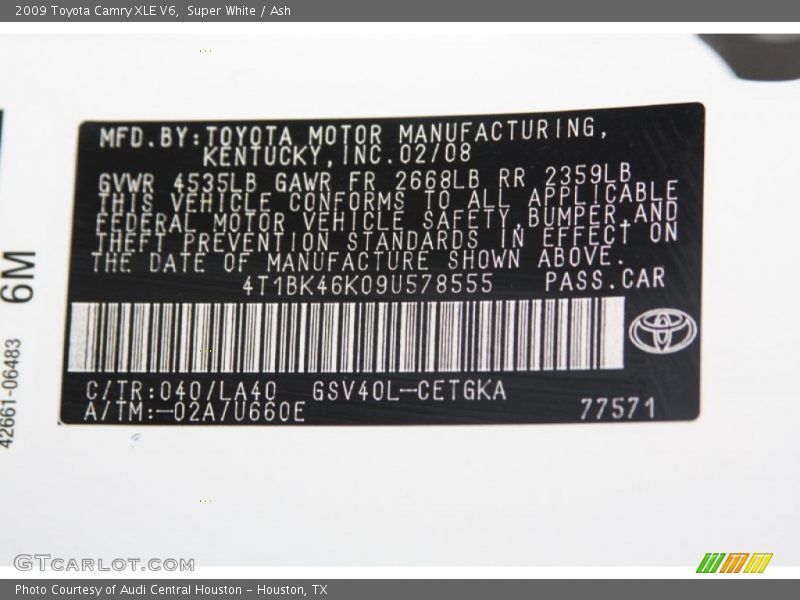 Super White / Ash 2009 Toyota Camry XLE V6