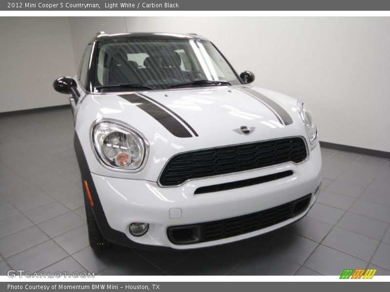 Light White / Carbon Black 2012 Mini Cooper S Countryman