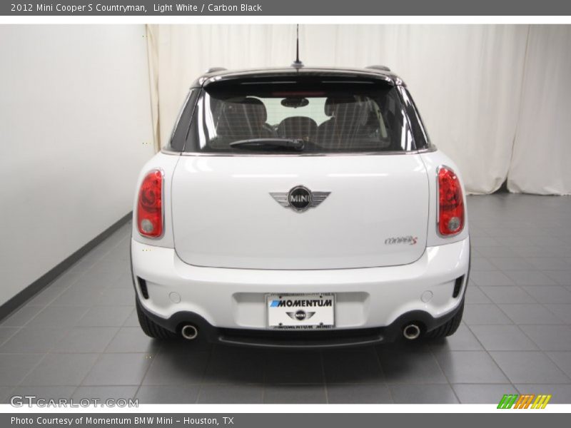 Light White / Carbon Black 2012 Mini Cooper S Countryman